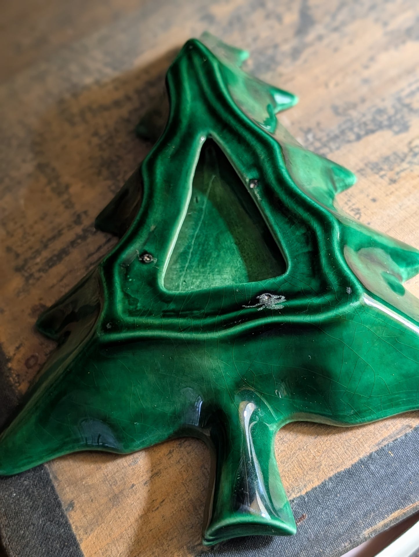 Ceramic tree dish