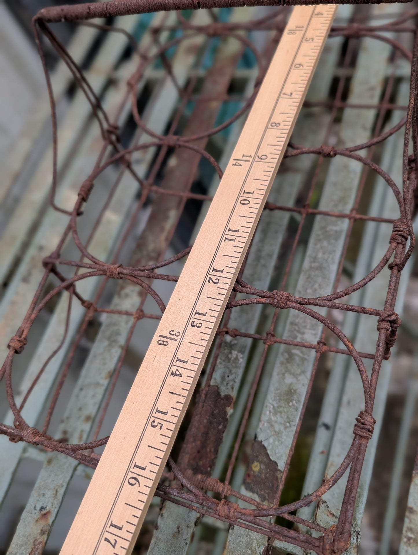Wire pot/jar rack