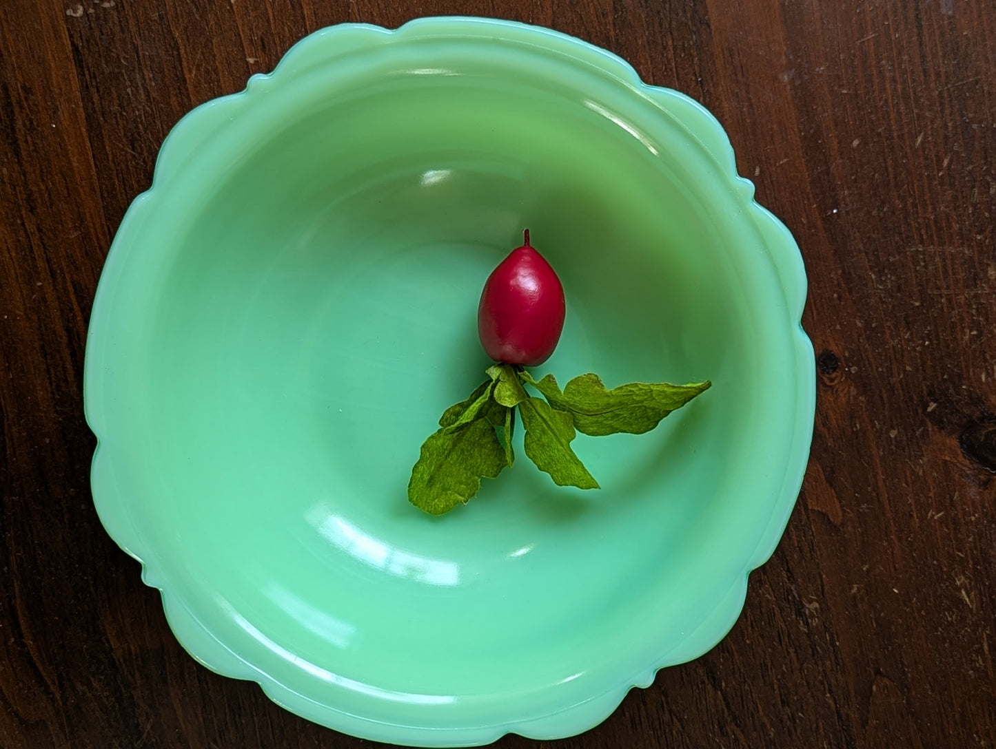McKee Uranium Jadeite bowl