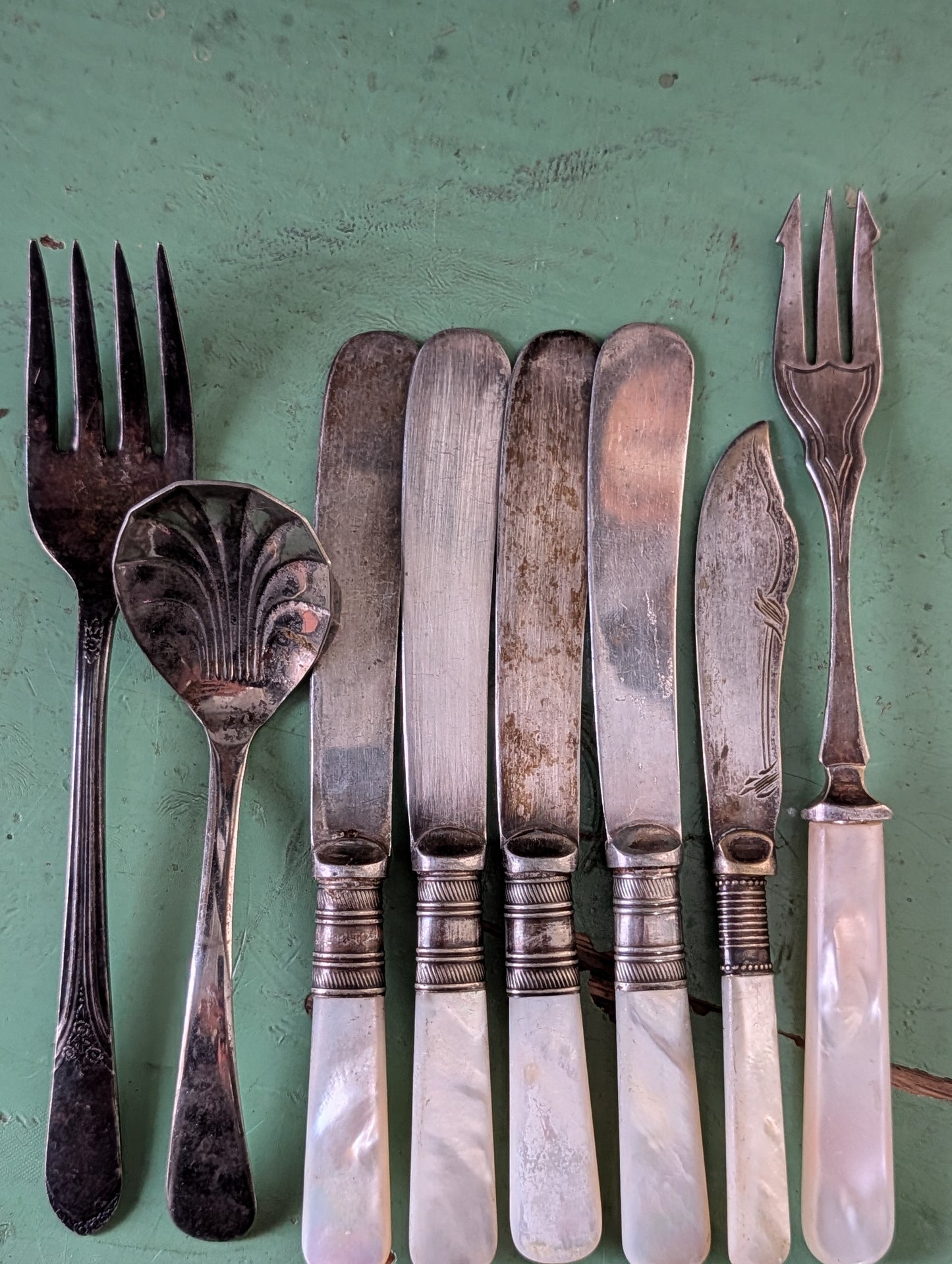 Flatware/silverware